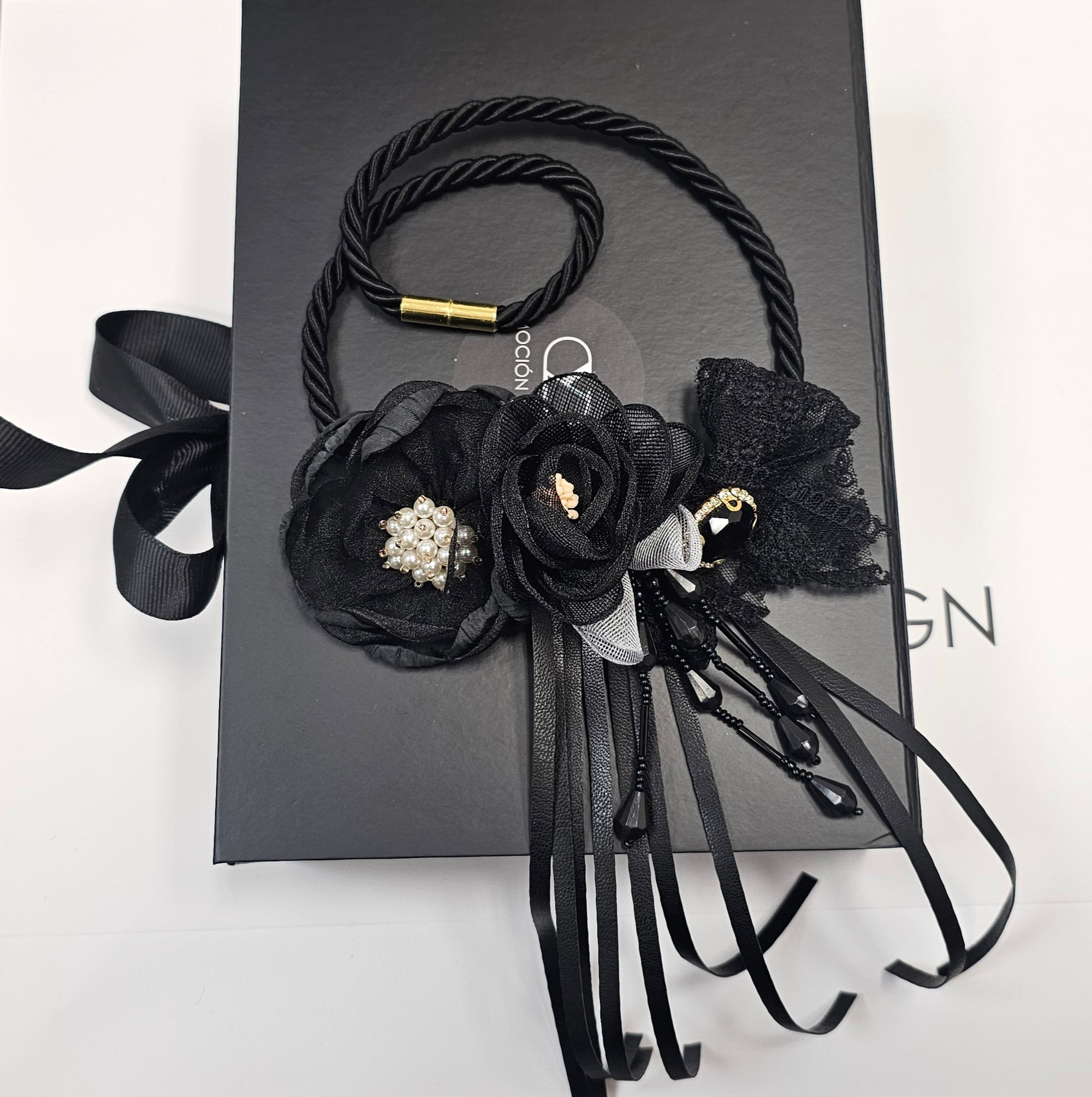 Ogrlica * Black Diamond