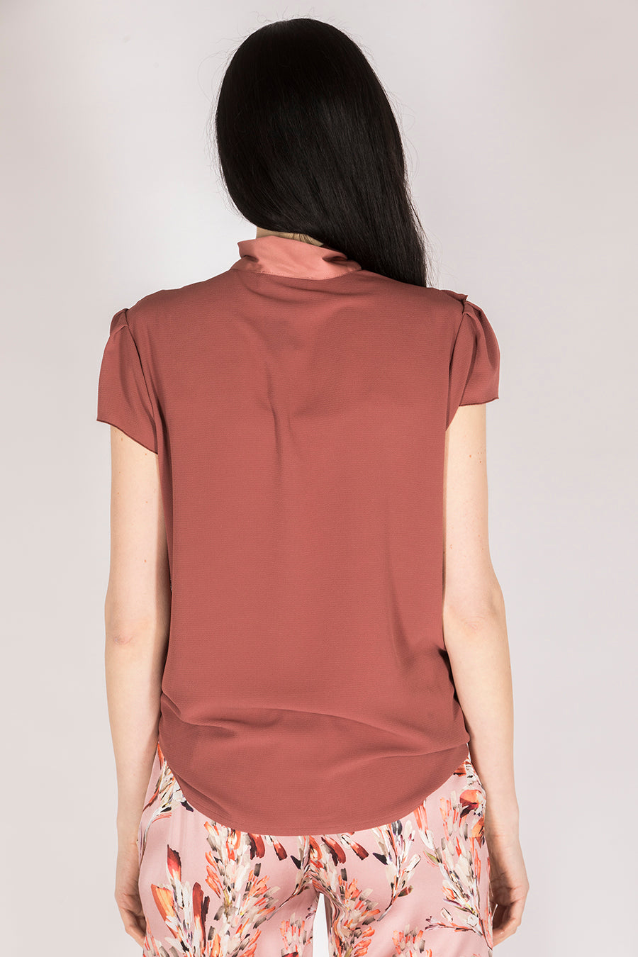 Bluza s pentljo, opečnata