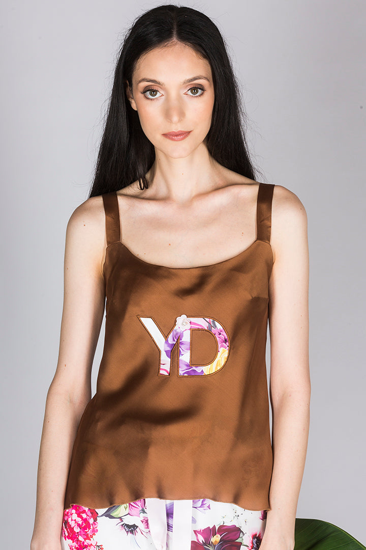 Top z naramnicami, logo YD